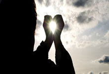 开云体育下载-英国网球队碾压日本网球队，兹维列夫关键制胜全场震撼回顾