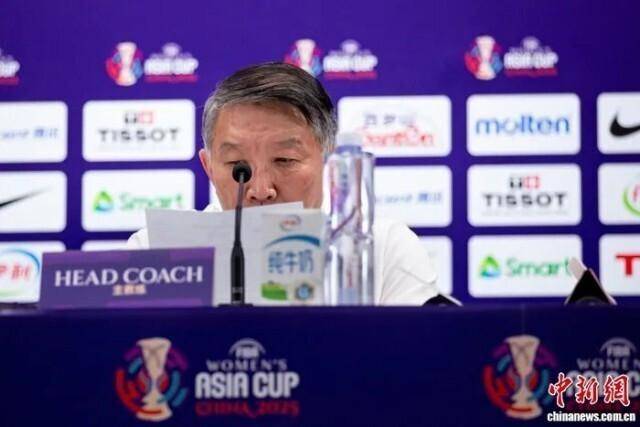 沙尔克04队艰难之战告终，遗憾落败