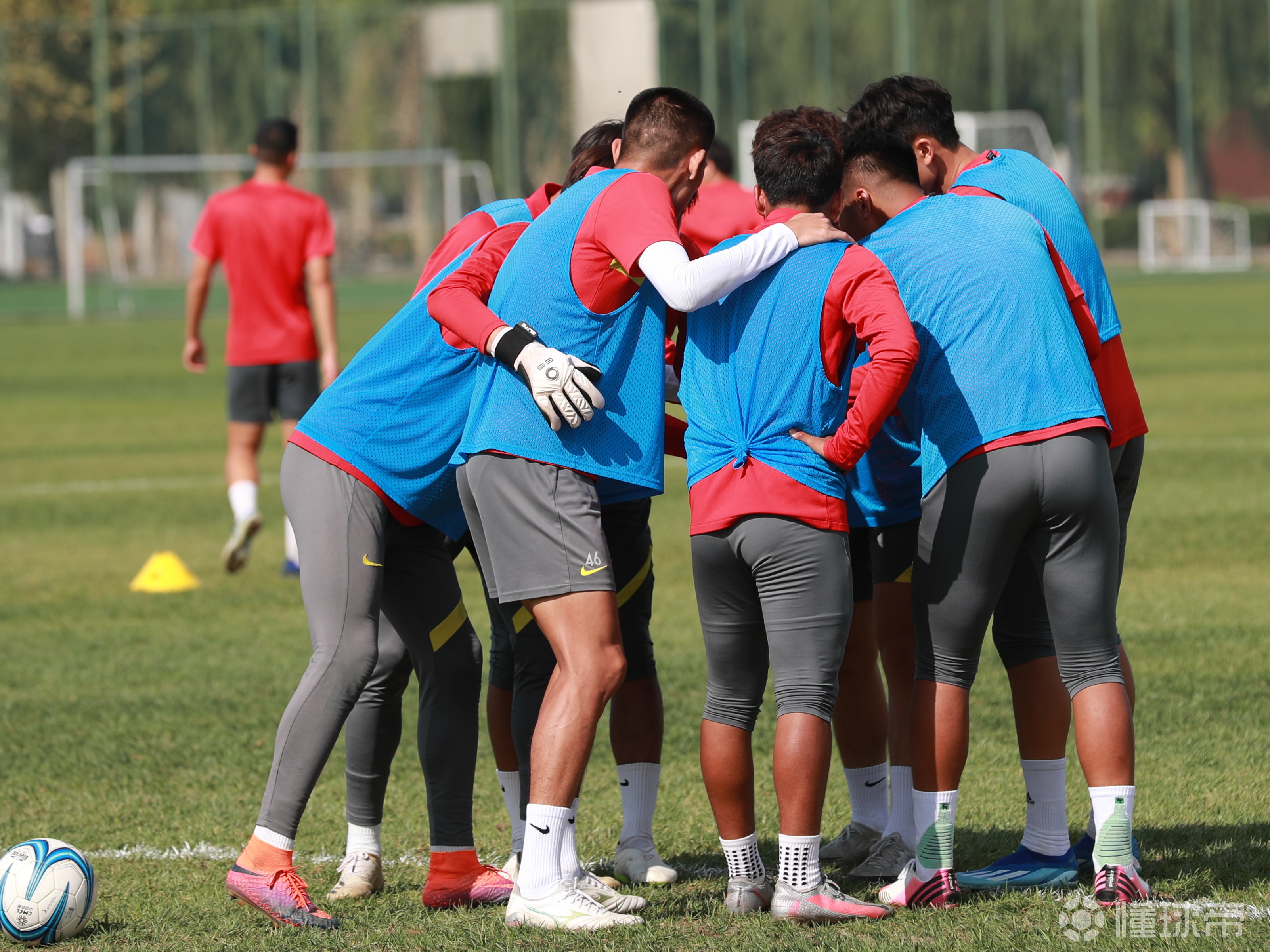 丹麦国家队备战训练紧张，迎接国际挑战的简单介绍