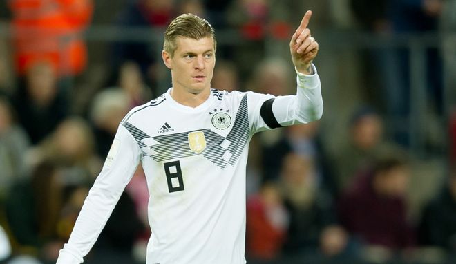 关于丹麦逆转勒沃库森，布鲁诺三分雨点燃全场的信息