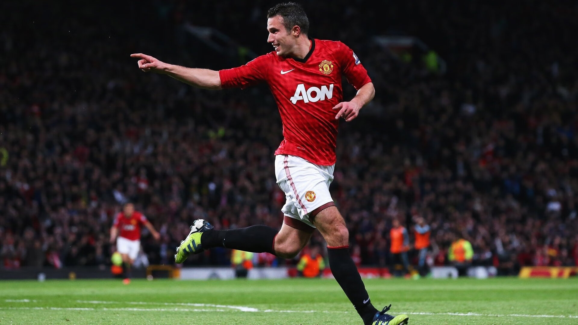 英超争冠焦点战，莱比锡红牛横扫曼联，战术革命震撼欧洲足坛