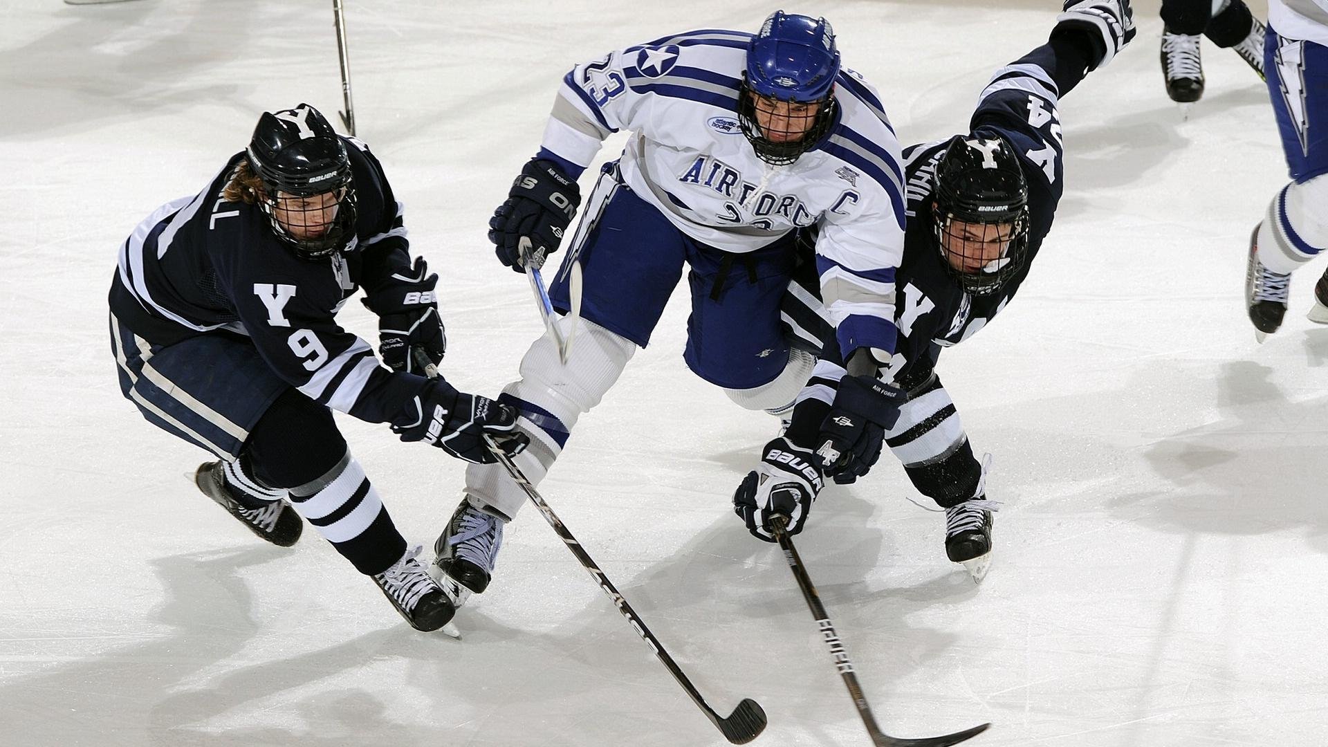 开云官网-乔治攻防两端统治赛场，湖人淘汰76人背后的唯一性