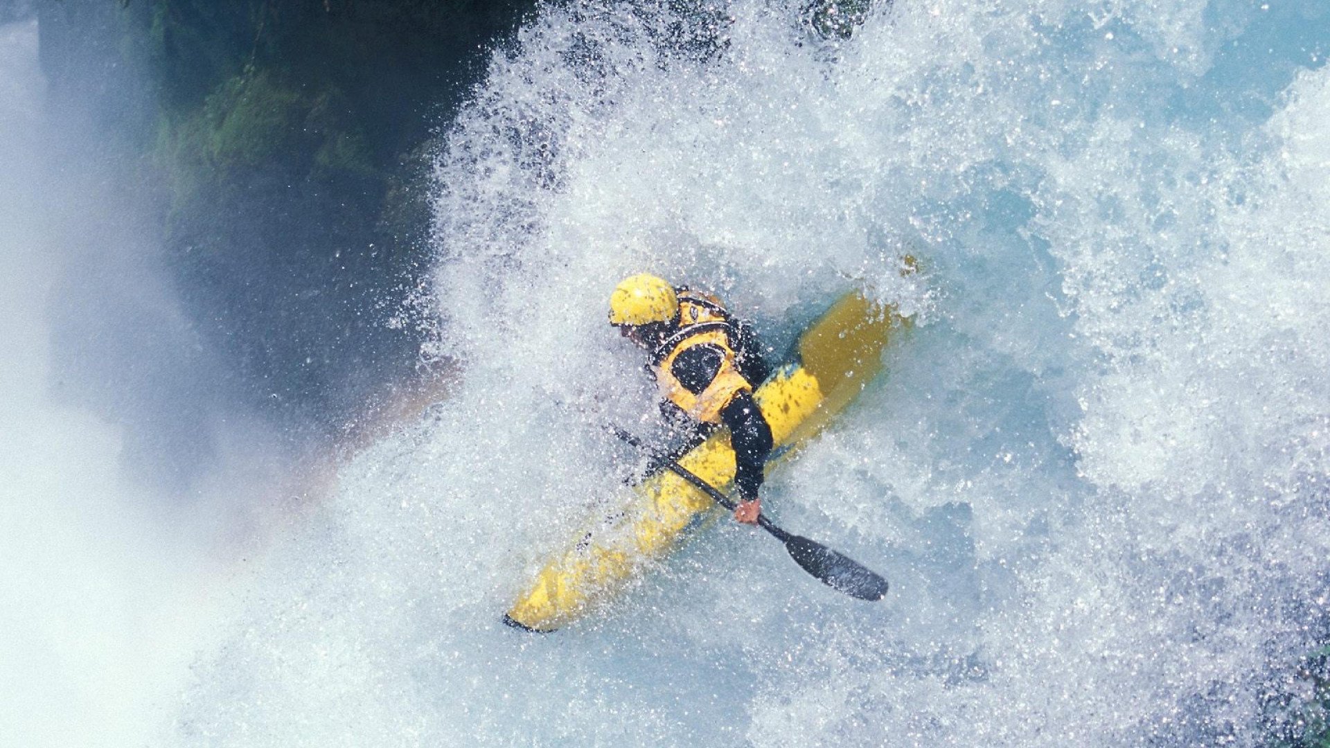 石宇奇高光时刻铸就经典一役，中国队轻取德国队展羽坛新气象